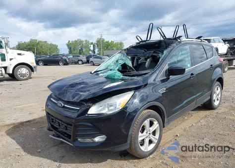 2016 Ford Escape Se z USA, uszkodzony, nr VIN 1FMCU9G96GUC45717